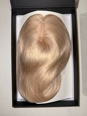 Blonde Hair Topper - Natural Light Blonde